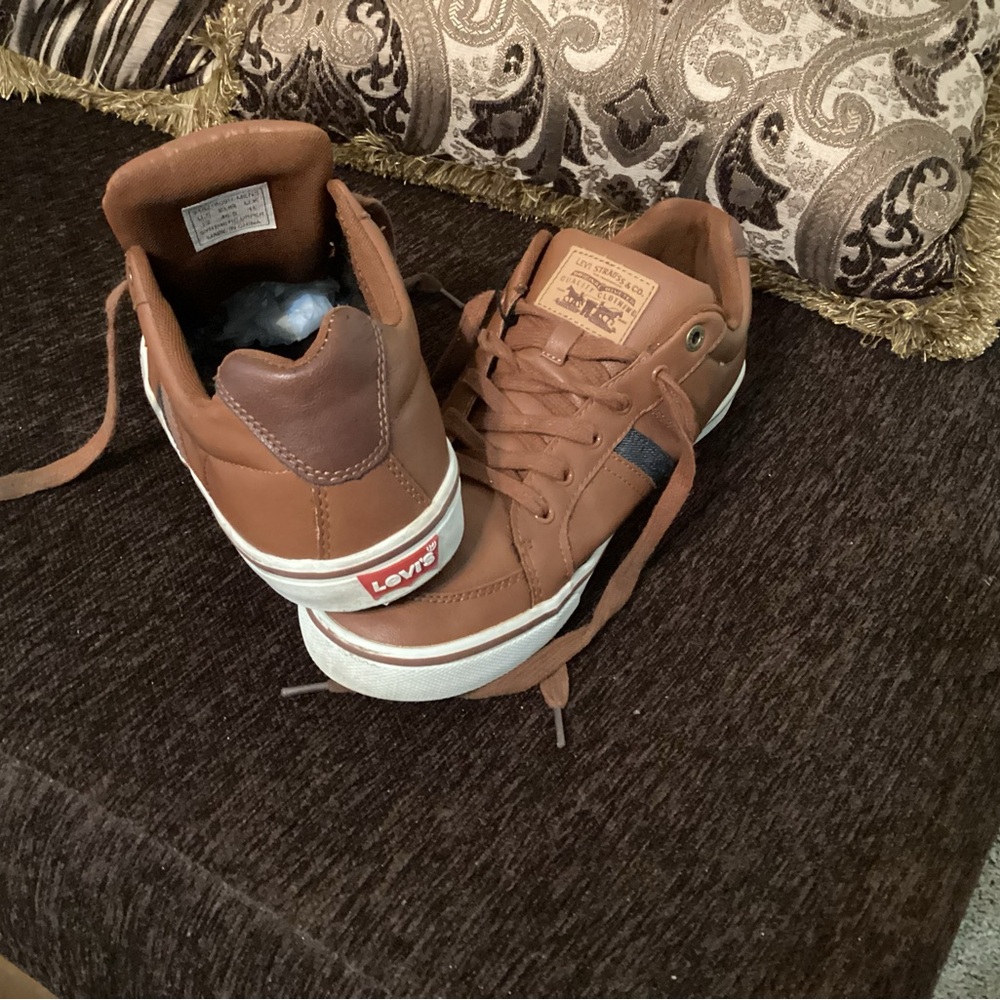 Levi's Men's Brown Sneakers